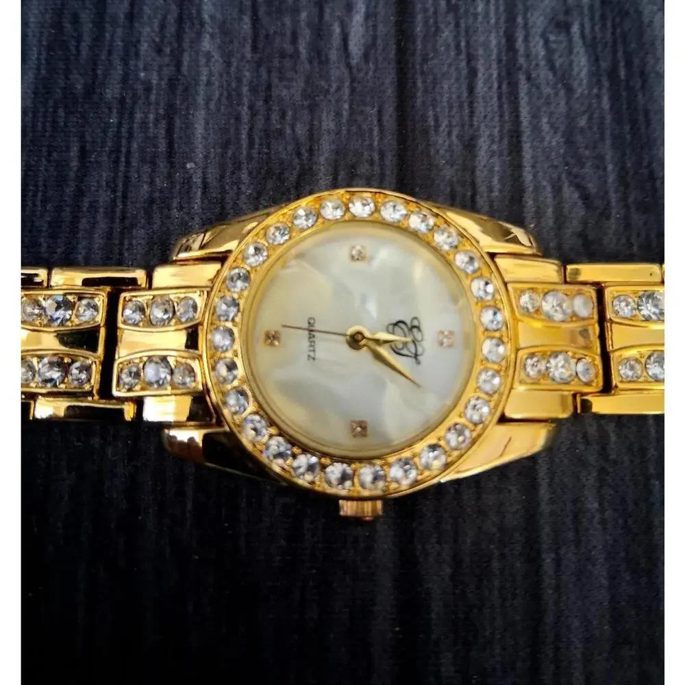 Rare Vintage‎ Elizabeth Taylor Diamond Mother Of Pearl Watch